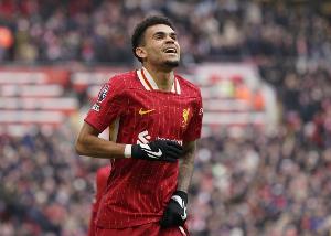 罗马诺：利物浦不打算商谈迪亚斯转会，已拒绝拜仁的接洽